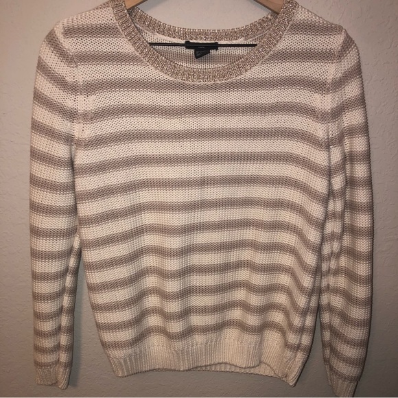 H&M cream and tan striped metallic gold round collar long sleeve sweater size s - Picture 5 of 6